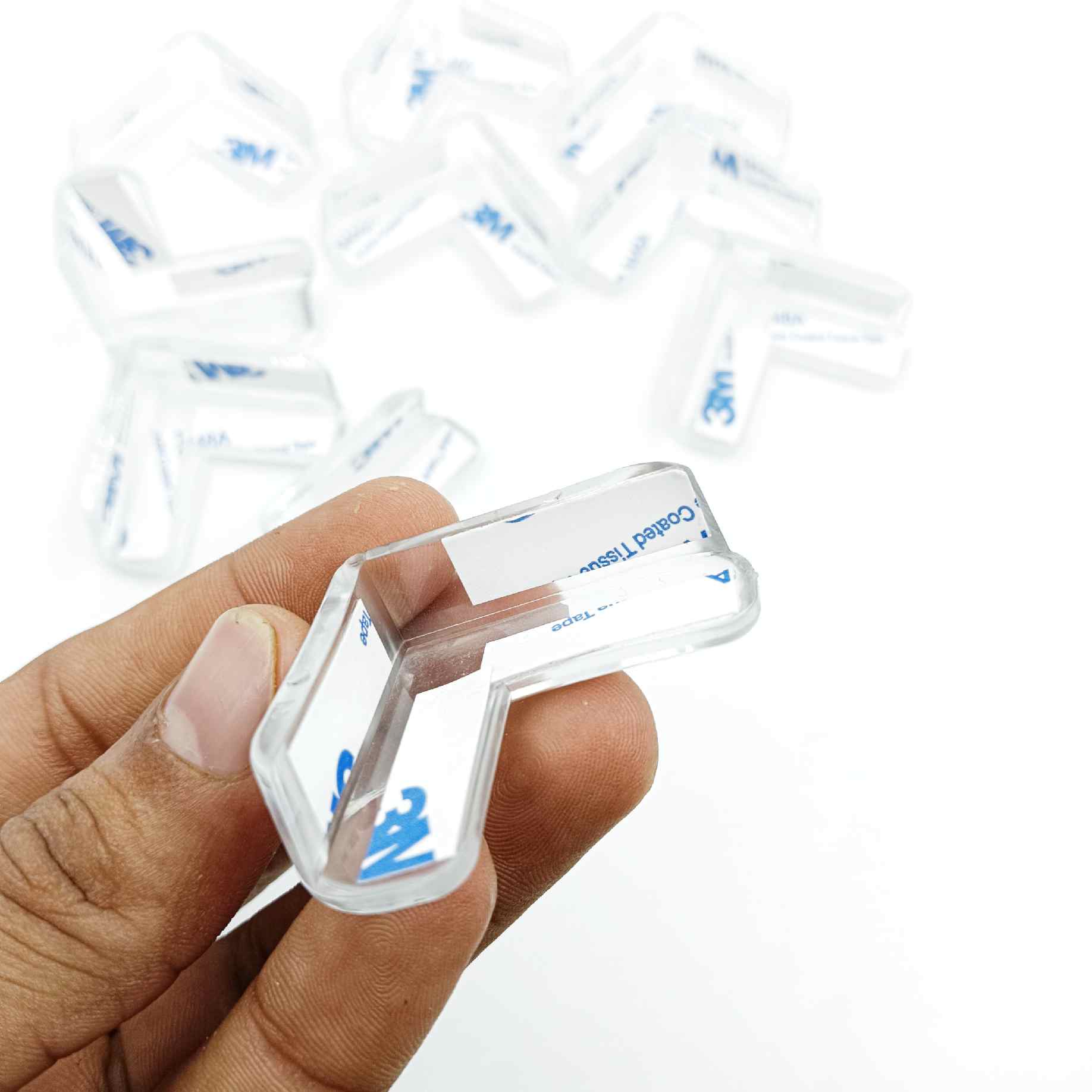 Rubber corner safty bush clear with self adhesive gum table corner protectors,glass corner bush (1281)