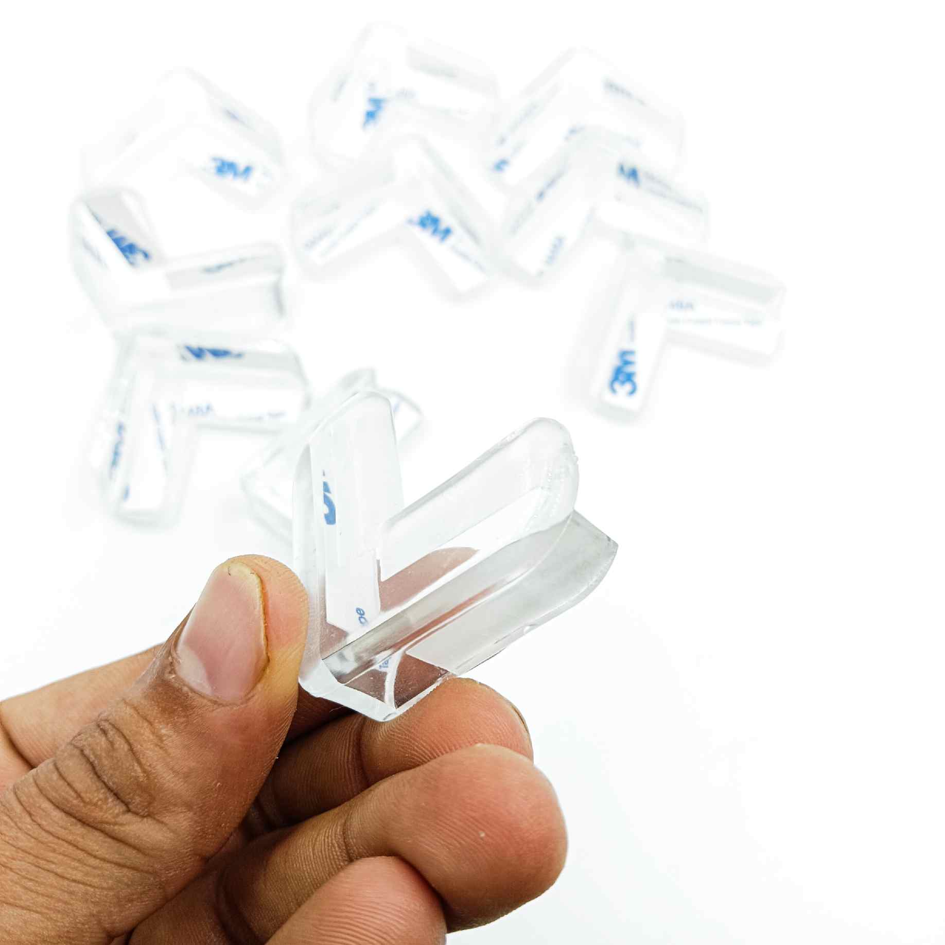 Rubber corner safty bush clear with self adhesive gum table corner protectors,glass corner bush (1281)