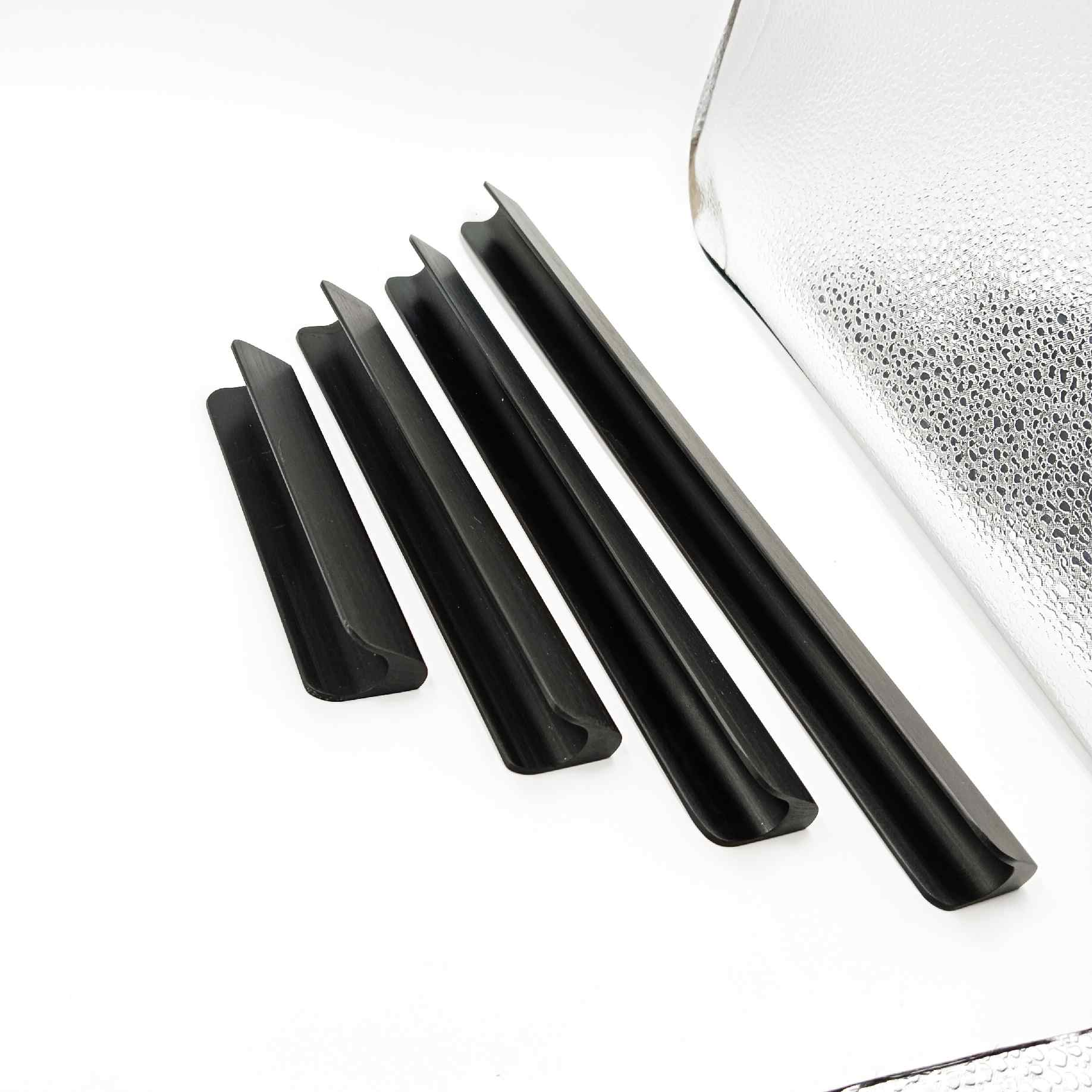 Drawer wardrobe handle 1014 Black matt finish 4",8",10",12" V type (1418)