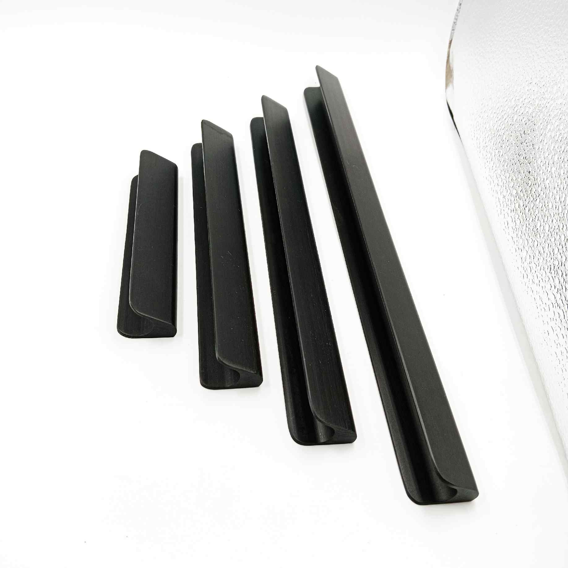 Drawer wardrobe handle 1014 Black matt finish 4",8",10",12" V type (1418)