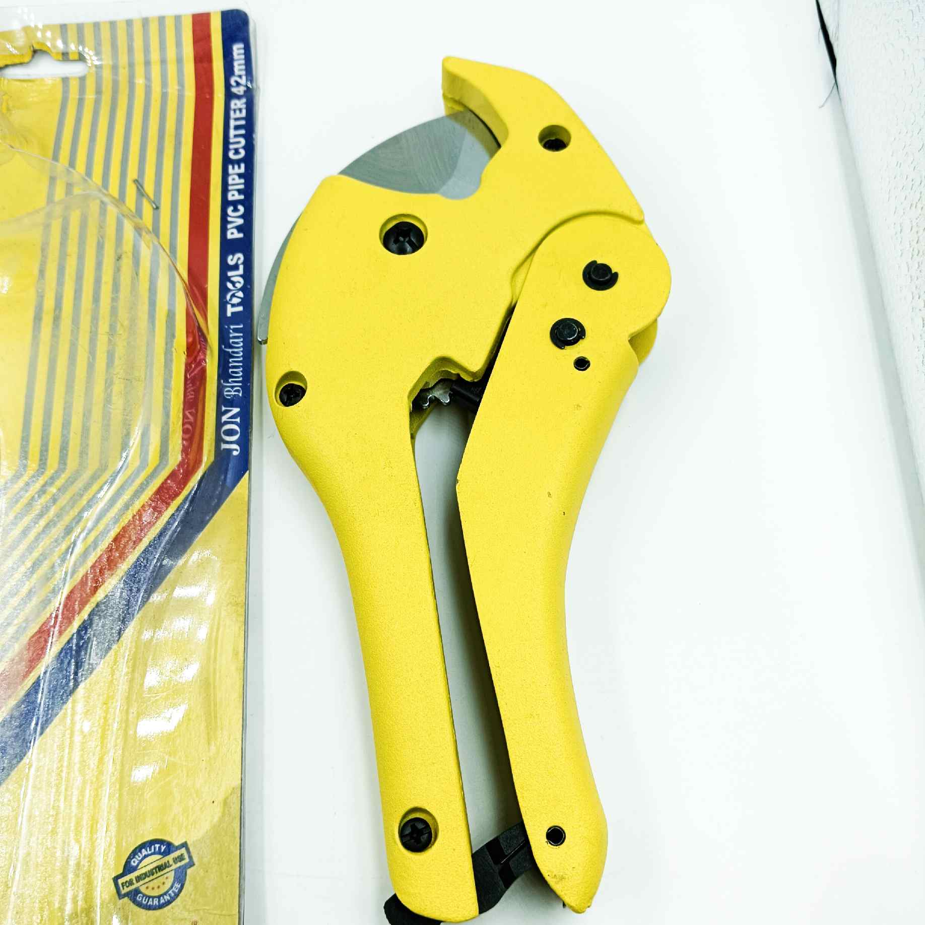 PVC pipe cutter 42mm jon bhandary also Suitable for aluminium pipe,plastics pipe,gas pipe etc (1460)