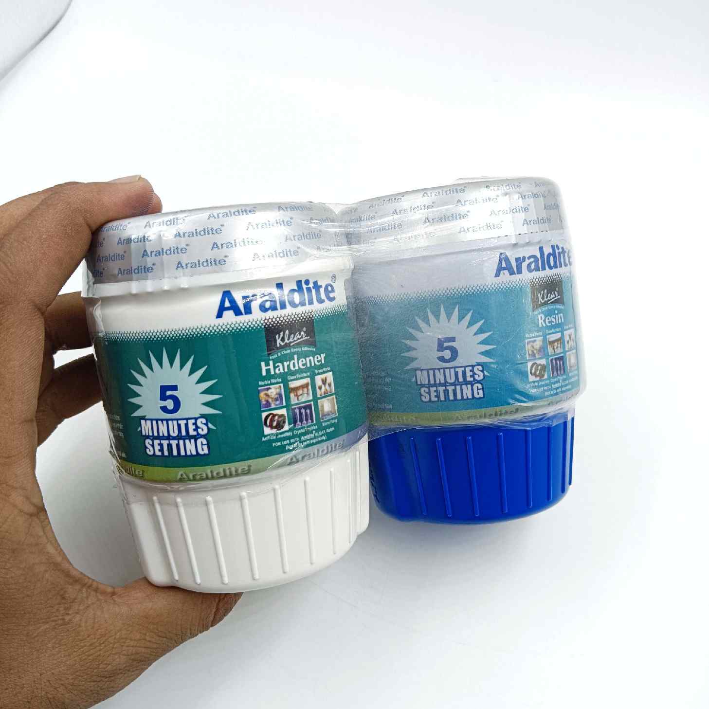 Araldite Fast and clear epoxy adhesive 5minutes setting 450gm (1537)