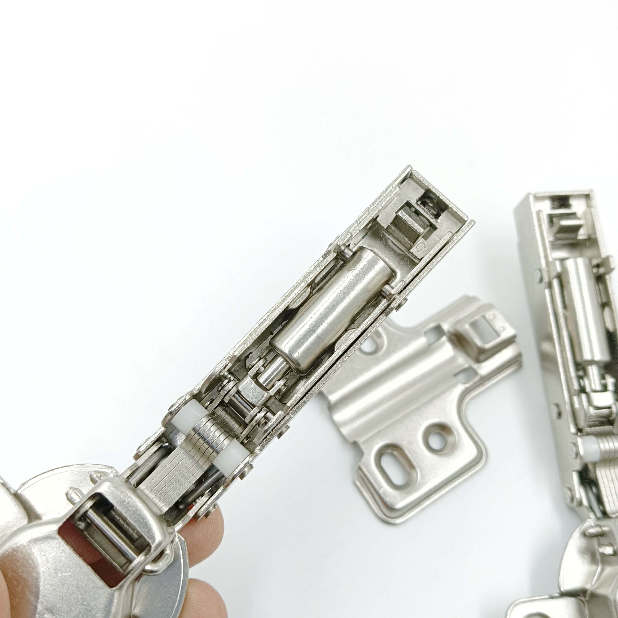 Spider Auto hinge mild steel soft close heavy 0,8 crank (1762)