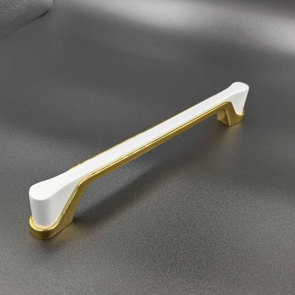 Drawer wardrobe handle 607 gold