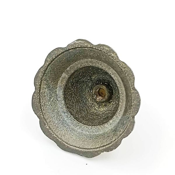 Brass antique round flower doom diamond