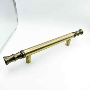 Maindoor handle antique round 1002