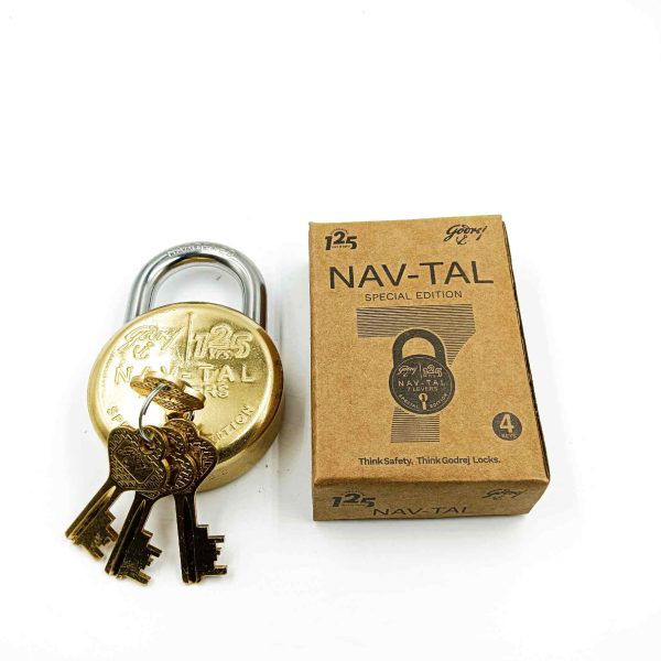 Brass padlock godrej NAVTAL 7lever 7169 4keys 1 year warrenty