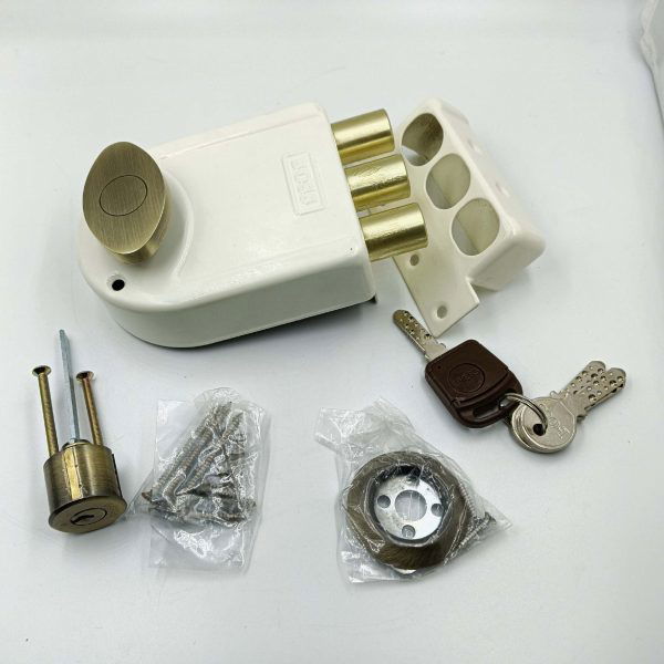 Boss maindoor lock three deadbolt 9954iv 1ck ivory finish15 years warrenty tribolt